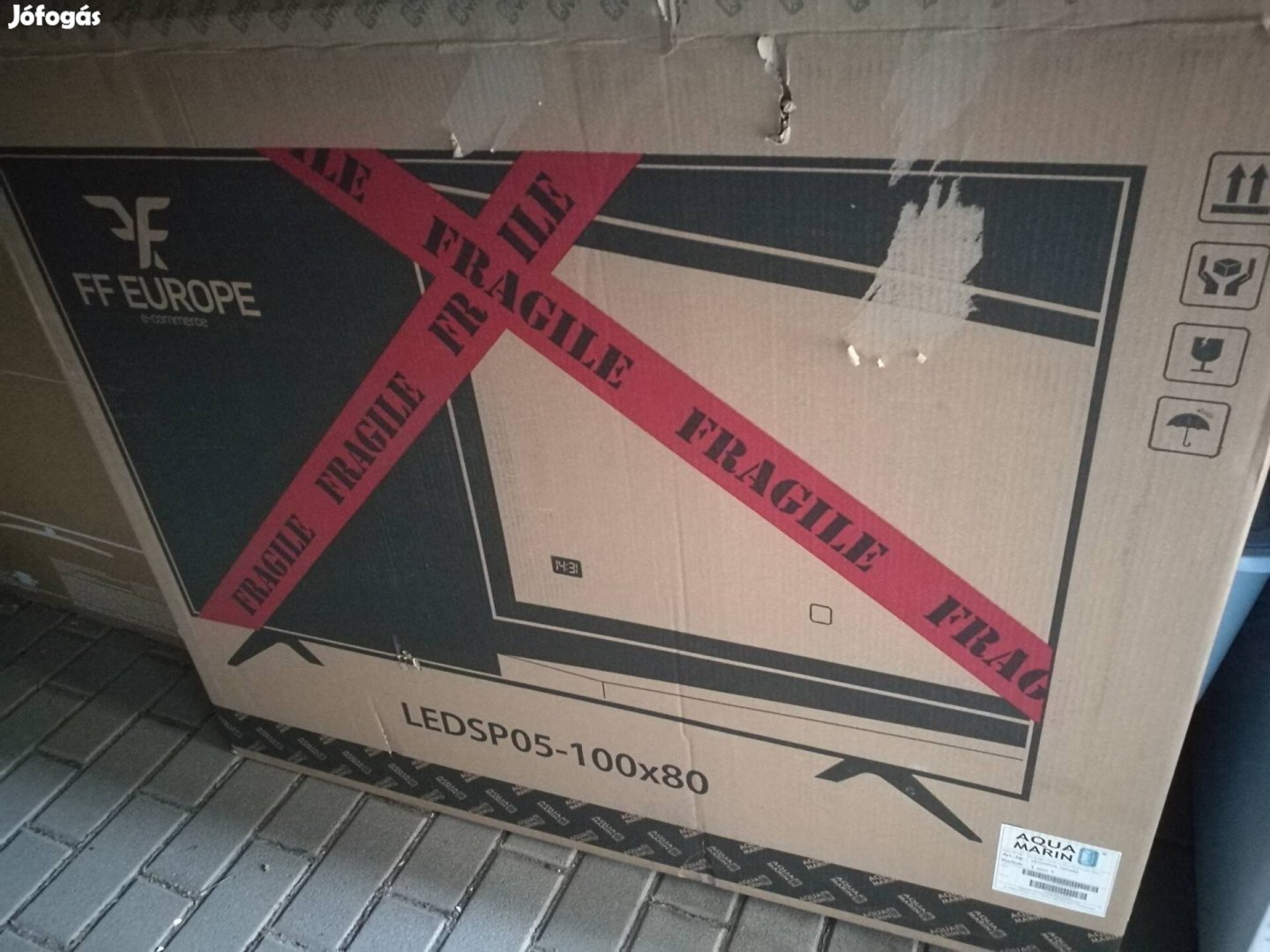 Új LED tv doboz 100X80 méretű hungarocell kerettel eladó.