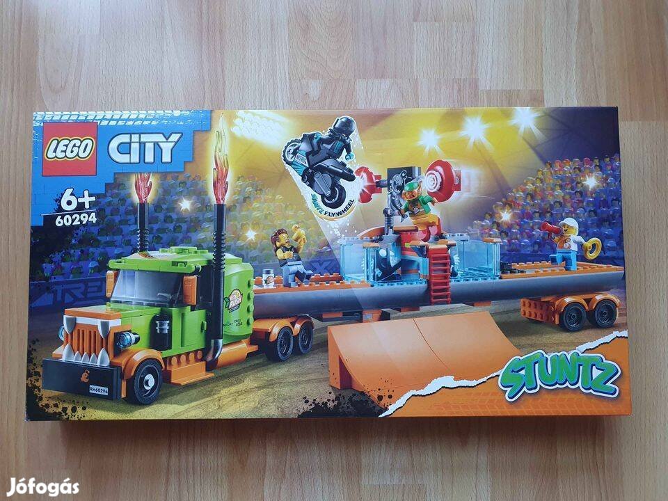 Új LEGO City Stuntz - Kaszkadőr show teherautó (60294)