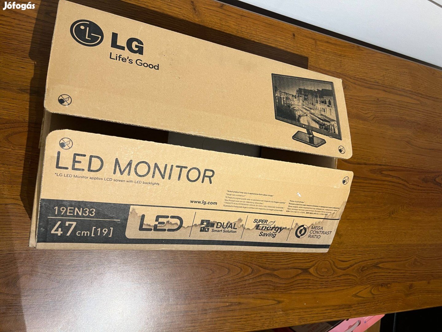 Új LG 19EN33 monitor