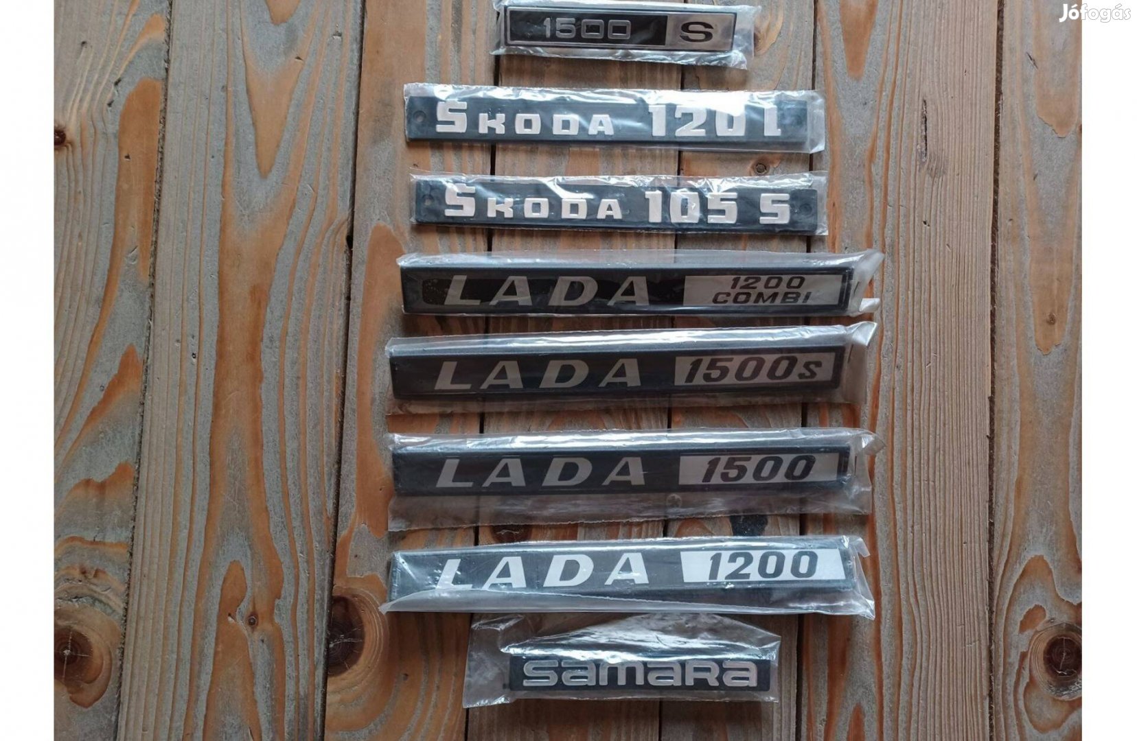 Új Lada Skoda Samara felirat embléma