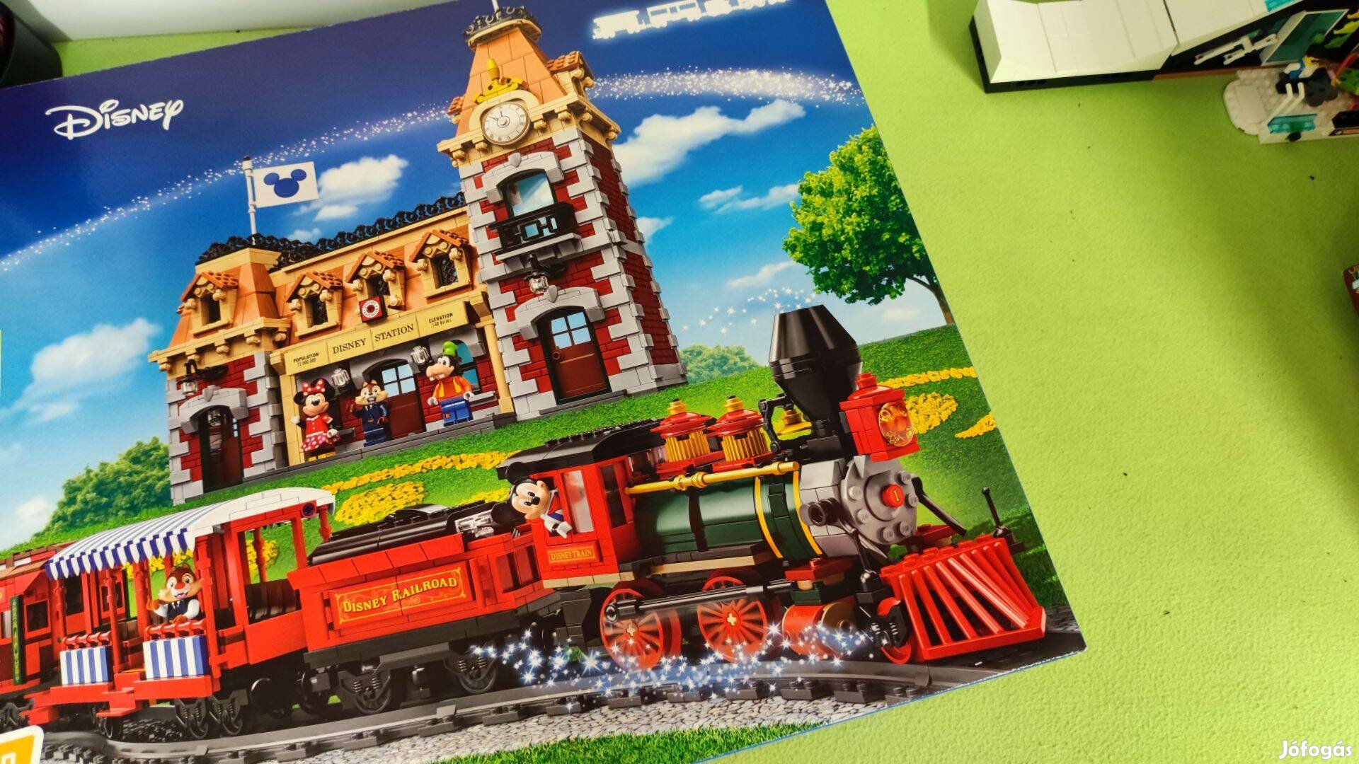 Új Lego Disney - Vonat és állomás 71044
