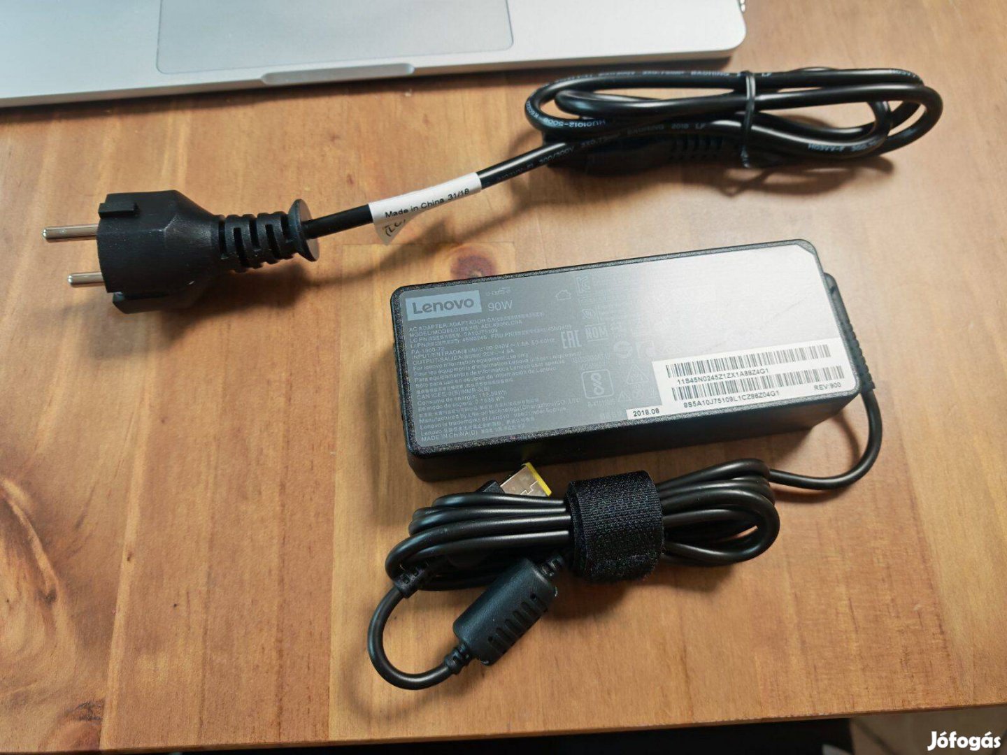 Új Lenovo Thinkpad notebook 90W gyári töltő