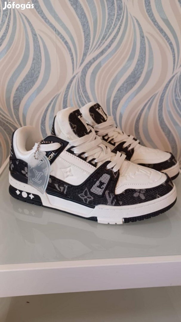 Új Louis Vuitton műbőr cipő 40-es méretben, férfi sneaker félcipő