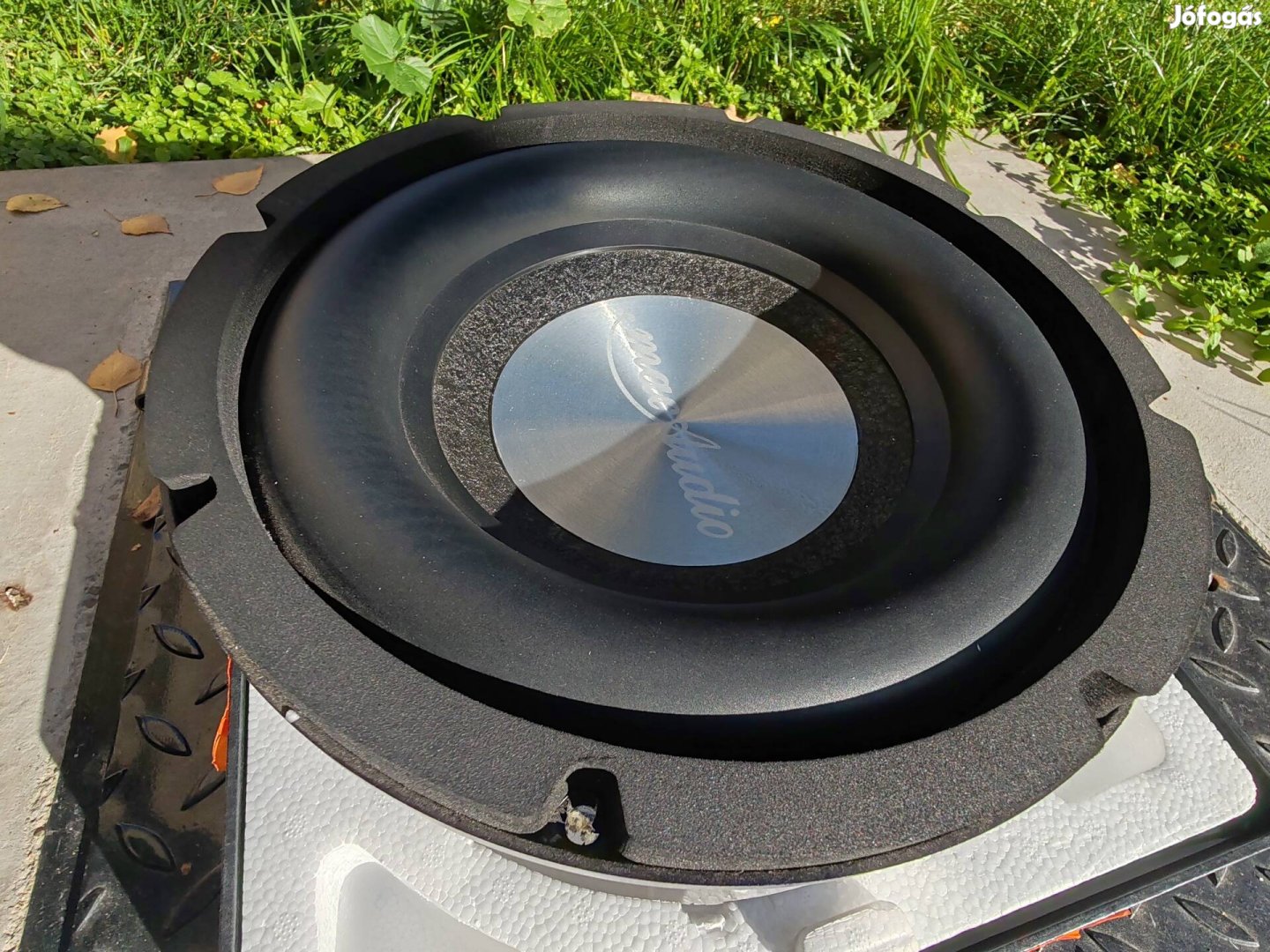 Új Mac Audio Maximus 250 mélynyomó subwoofer eladó