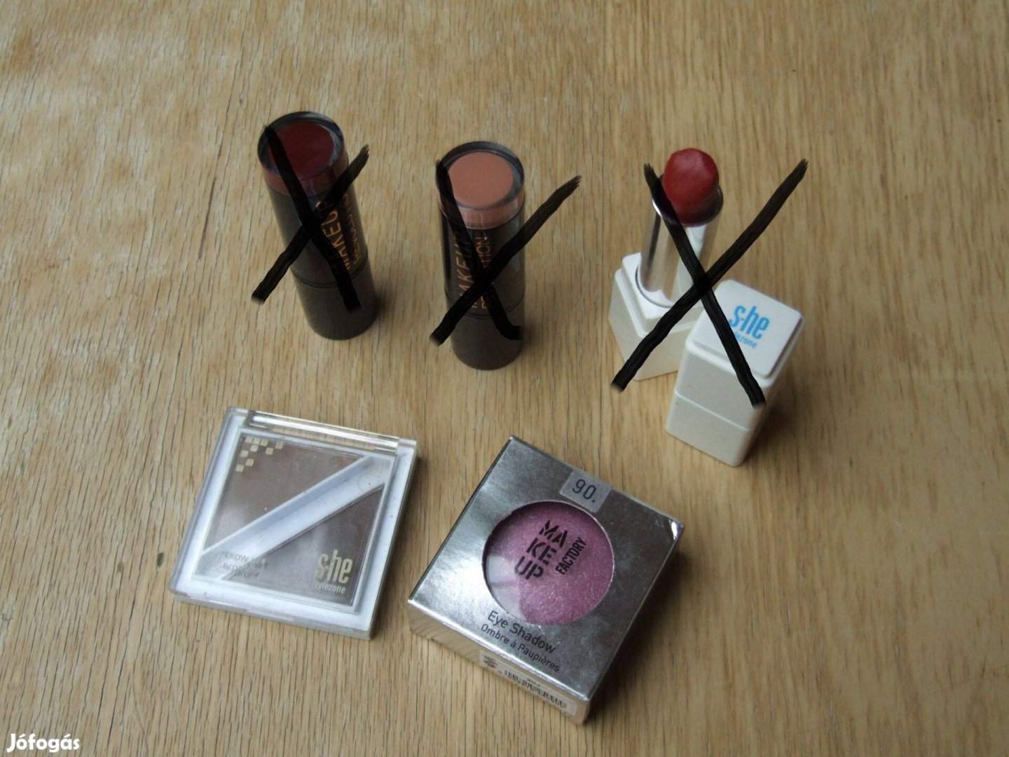 Új Make Up Factory rózsaszín, S-he Stylezone barna szemhéjpúder