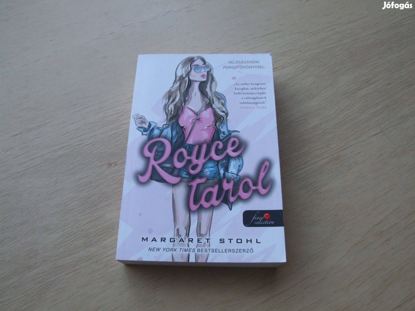 Új Margaret Stohl Royce tarol
