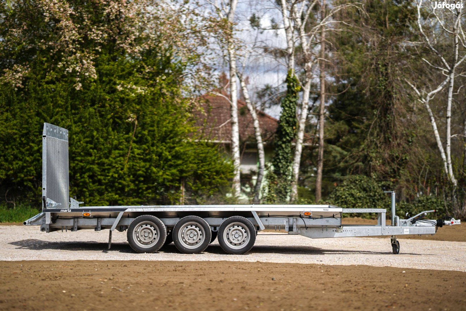 Új Martz 3500 kg gépszállító utánfutó - Székesfehérváron átvehető