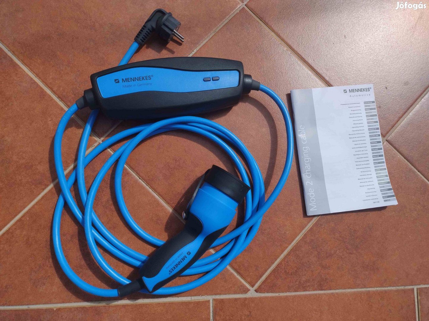 Új Mennekes EVSE hordozható elektromos autó töltő féláron. 13A 3kW