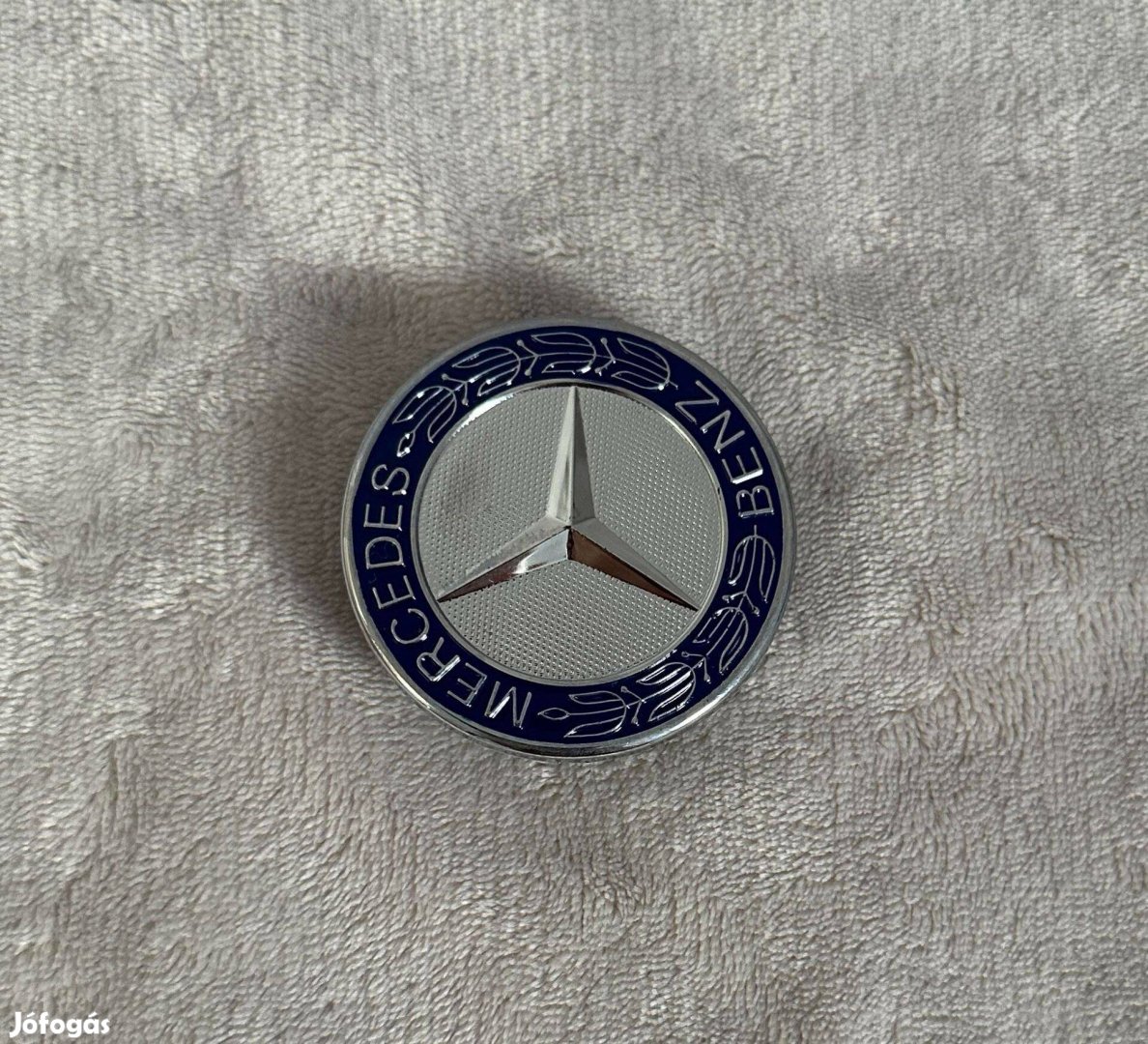 Új Mercedes Gépház Kiegészítő Embléma jel logó A2048170616