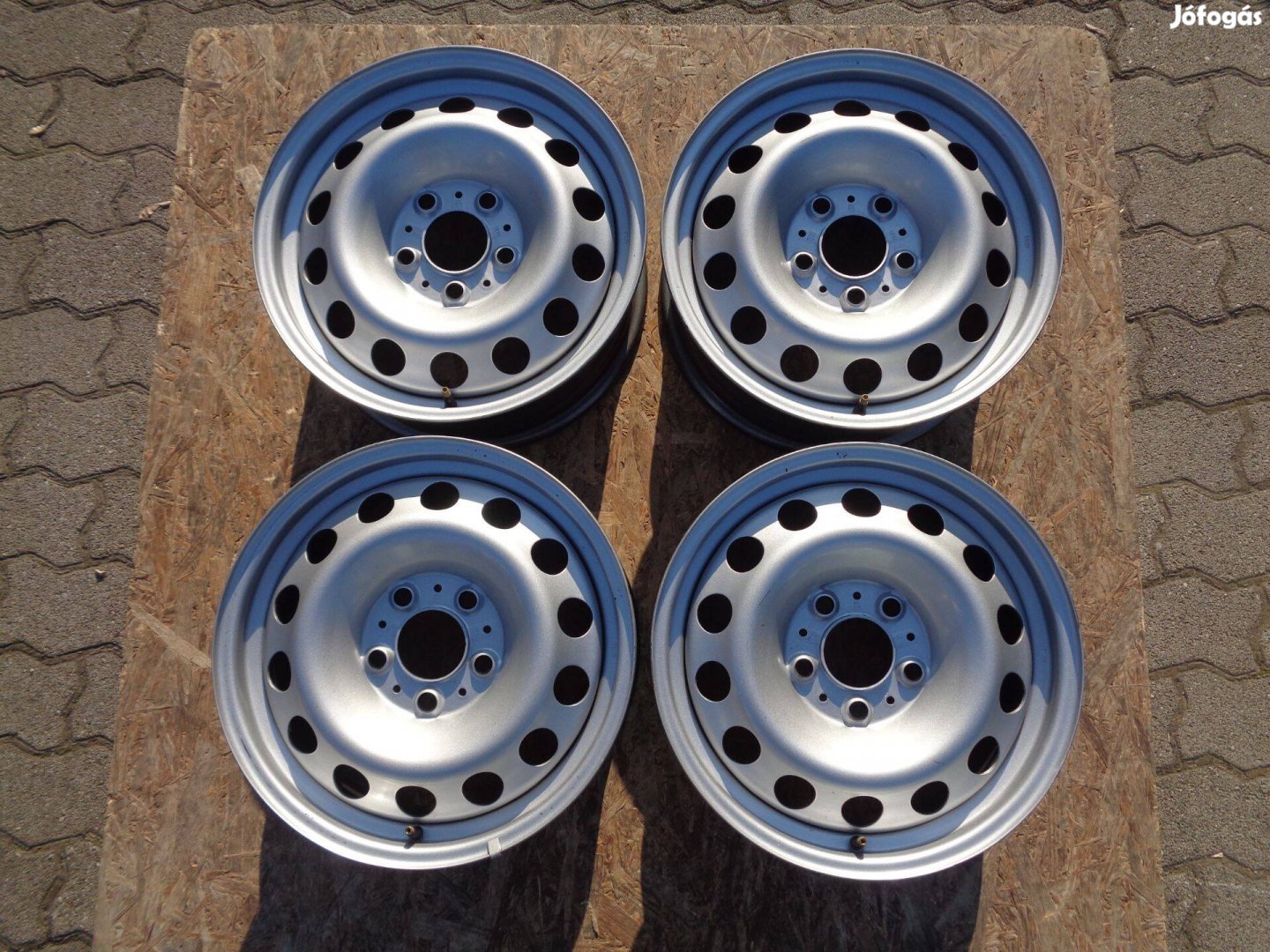 Új Mini, BMW lemezfelni 16-os, 5×120-as osztóval eladó