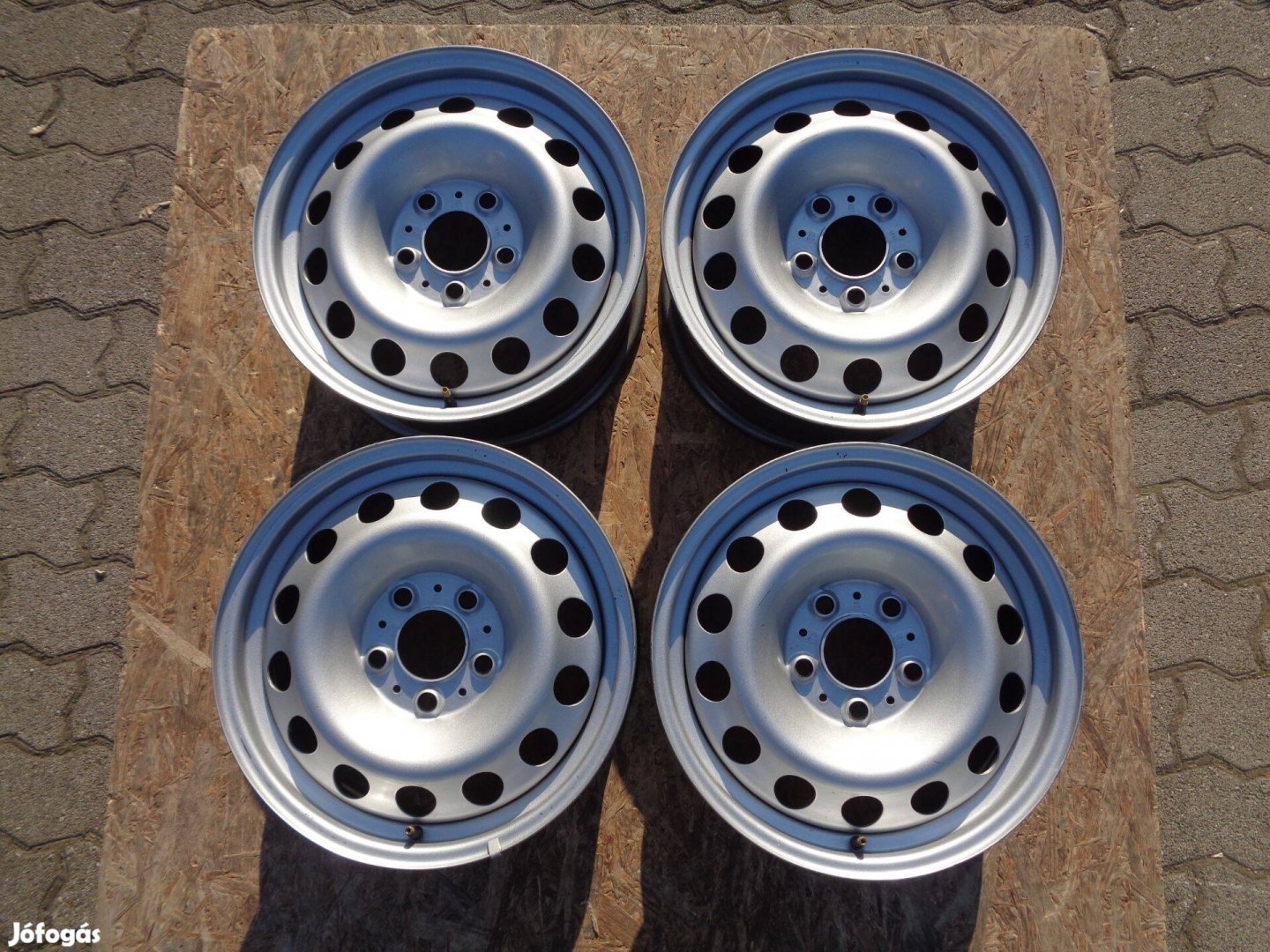 Új Mini, BMW lemezfelni 16-os, 5×120-as osztóval eladó