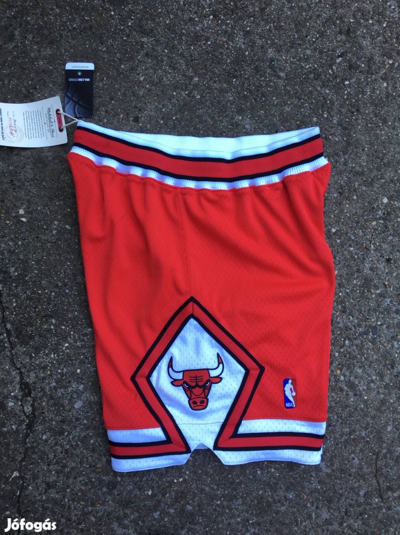 Új Mitchell & Ness NBA Authentic Chicago Bulls Kosárlabda Short L-es