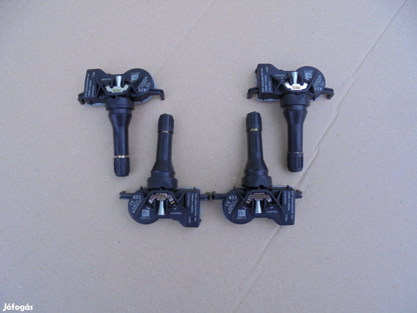 Új Mitsubishi gyári keréknyomás szenzor ( T.P.M.S )eladó