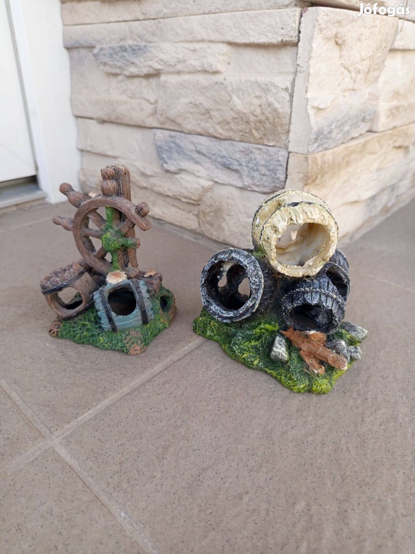Új Műgyanta akvárium bújkáló dekorációk. 2db hordó dísz