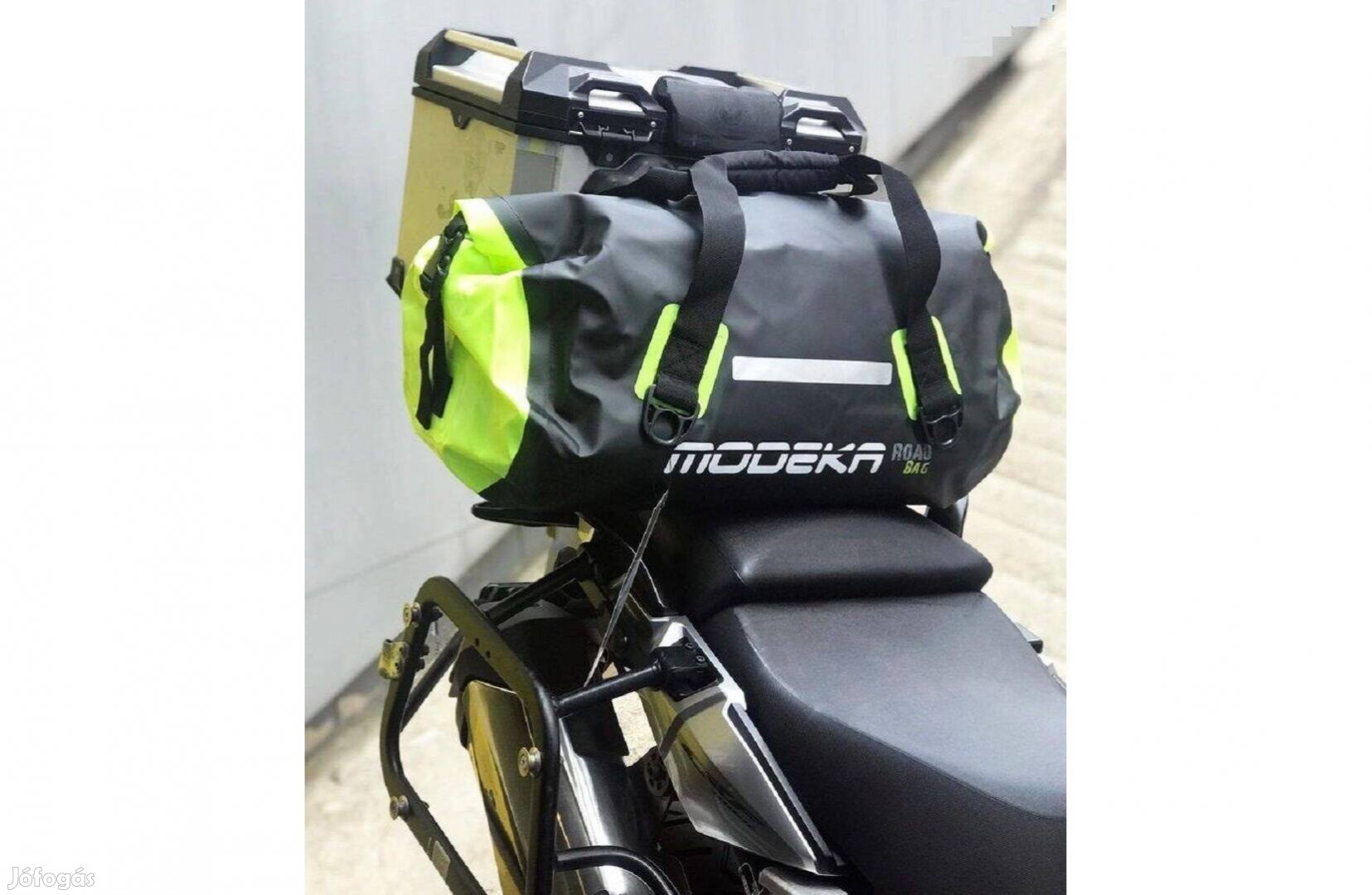 Új Német vízálló láthatósági UV színű motoros táska akció !