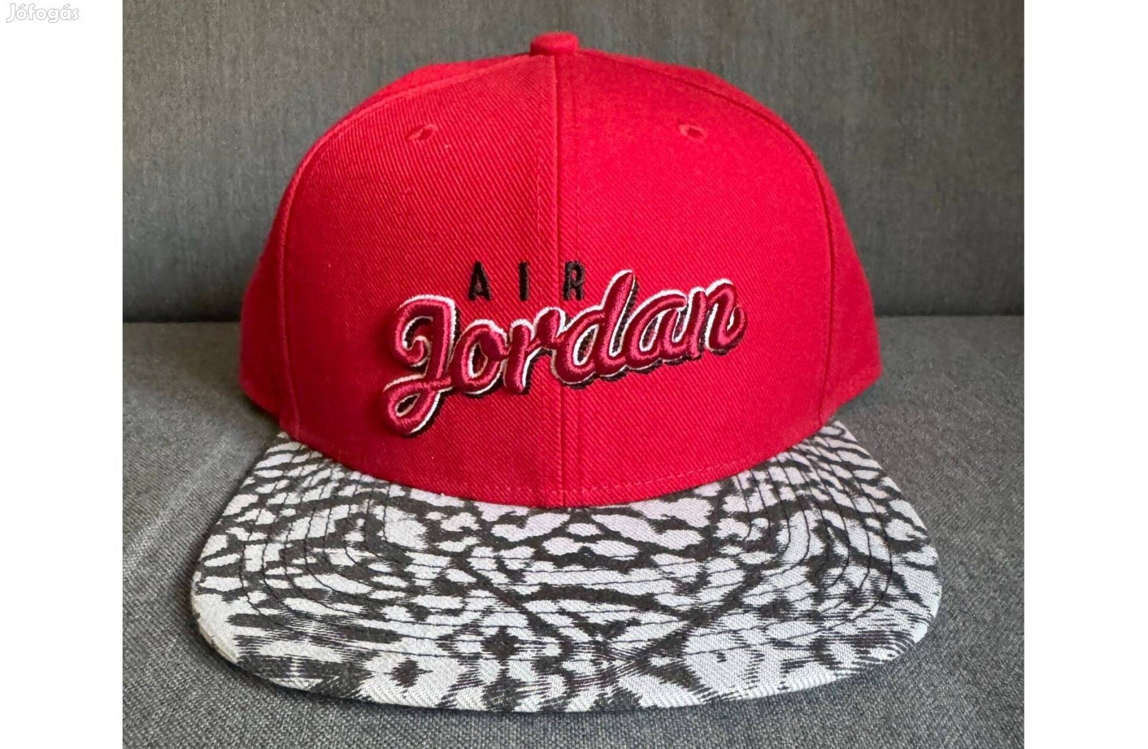 Uj Nike Air Jordan Sapka Baseball Piros Szurke Snapback