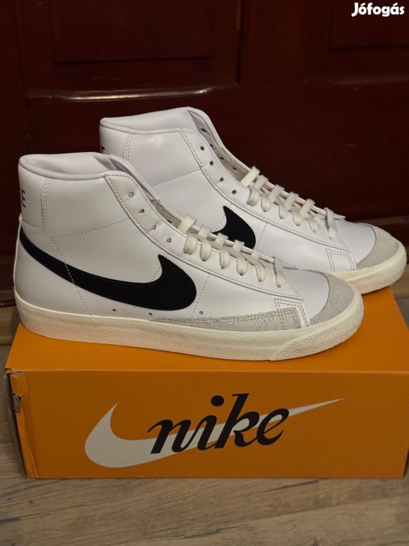 Új Nike Blazer Mid 77 Vntg 43