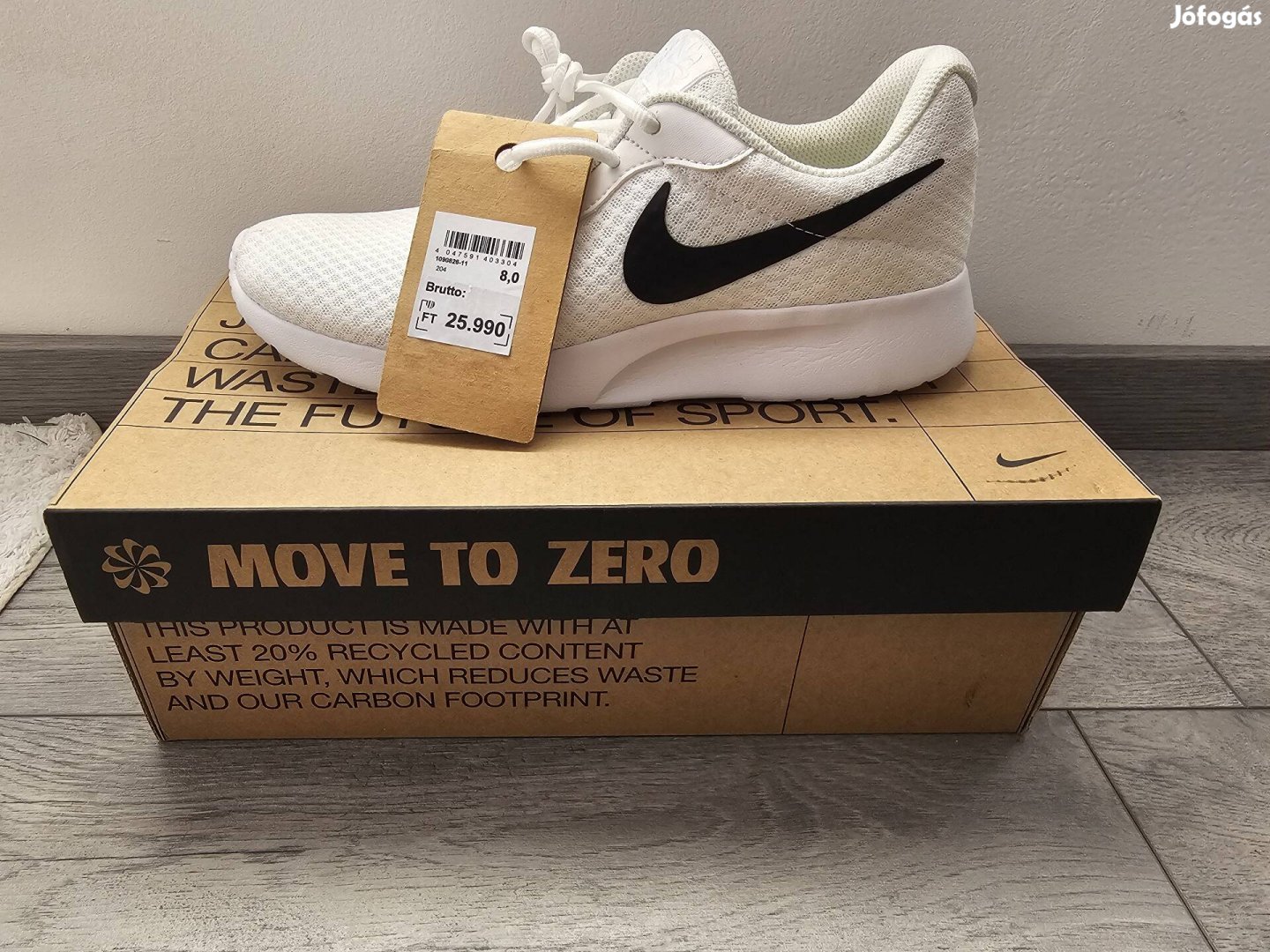 Új Nike Tanjun sportcipő, futócipő
