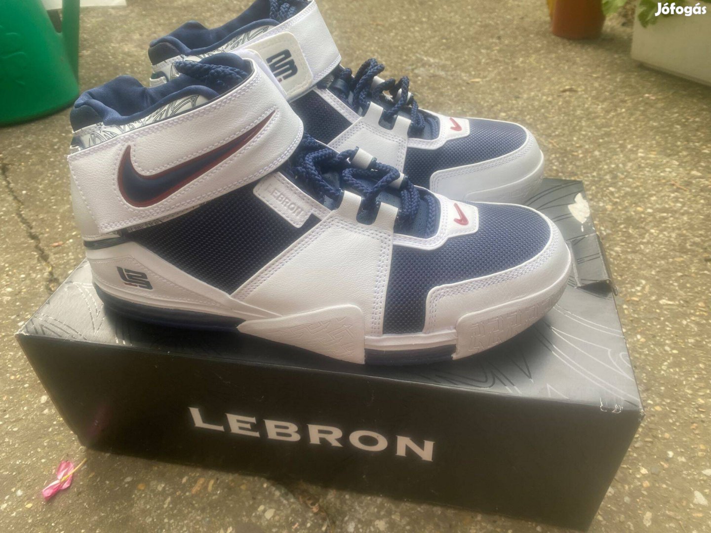 Új Nike Zoom Lebron II Kosárlabda Basketball Cipő Trainer 44es (US10)