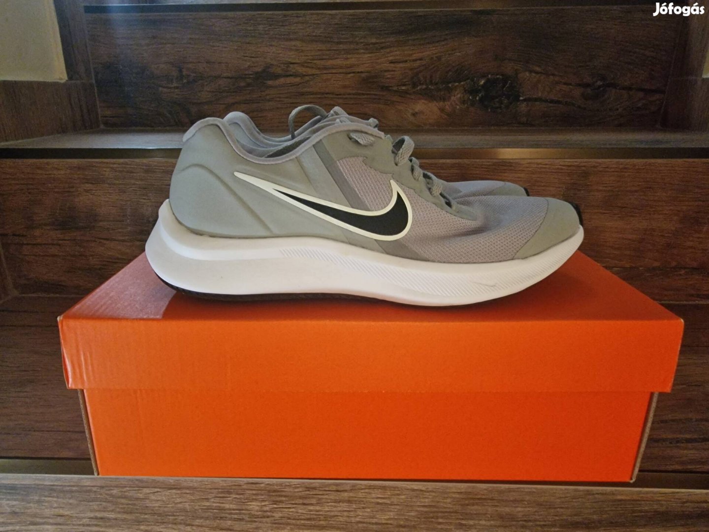 Új Nike cipő fiú 38,5 méret