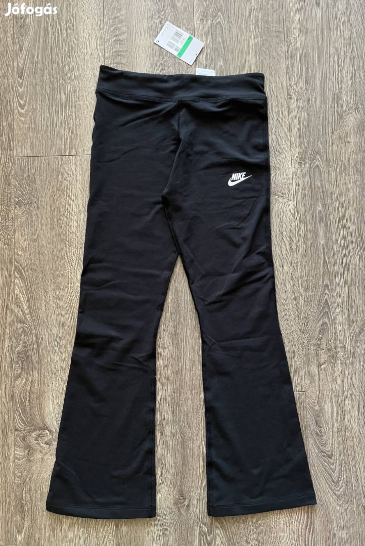 Új Nike flared leggings lány 158/164 nadrág 158 164