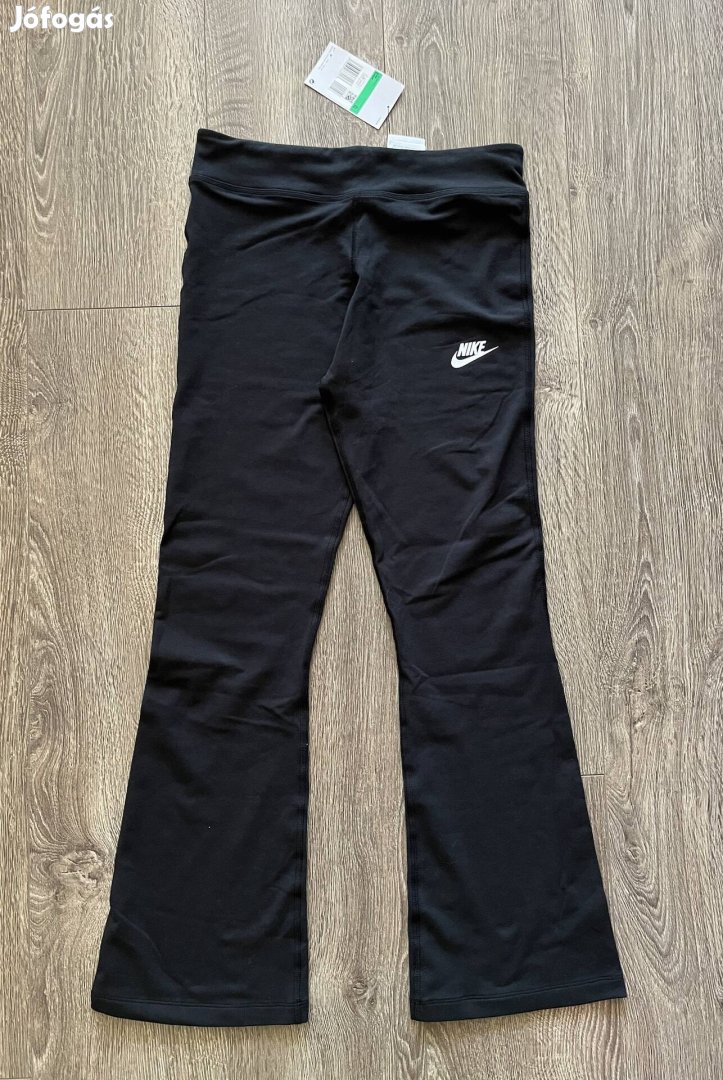 Új Nike flared leggings lány 158/164 nadrág 158 164