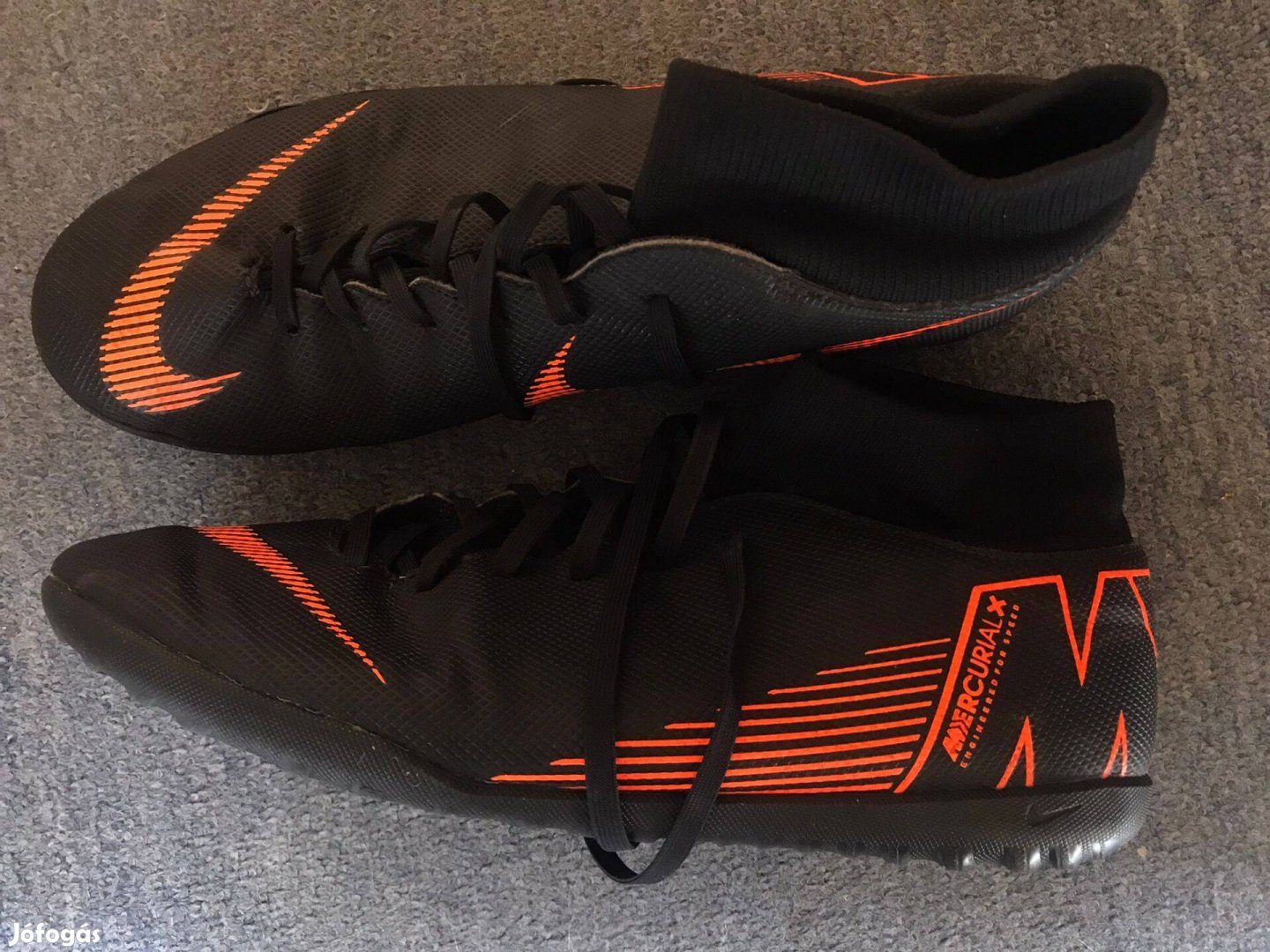 Új Nike mercurial sportcipő