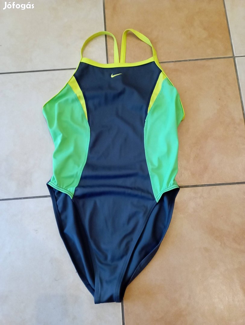 Új Nike úszó dressz fürdő ruha 1499.- ft