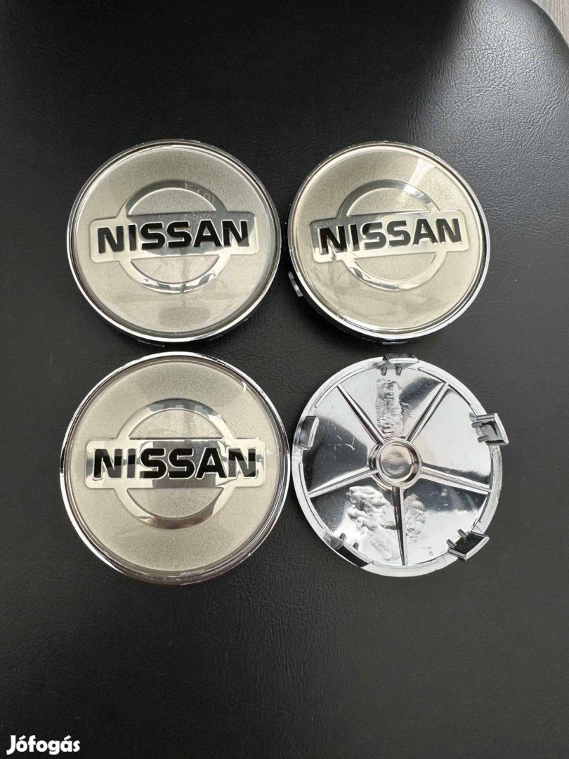 Új Nissan 68mm felni kupak alufelni közép felniközép felnikupak