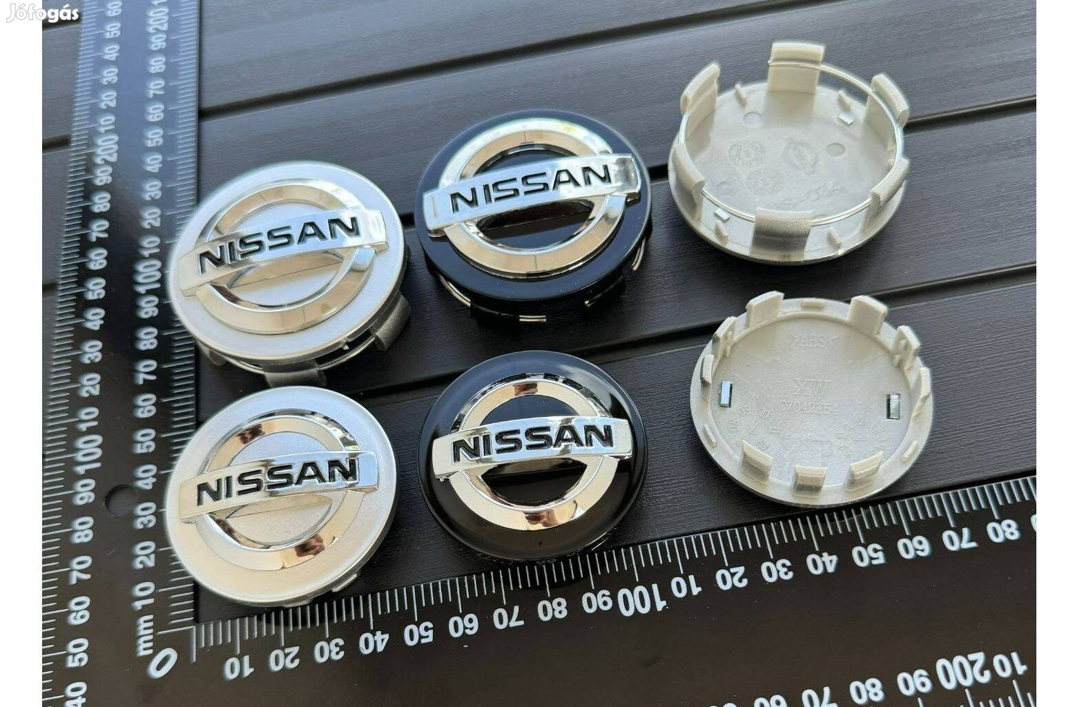 Új Nissan felni Alufelni Kupak közép Felniközép Embléma Felnikupak