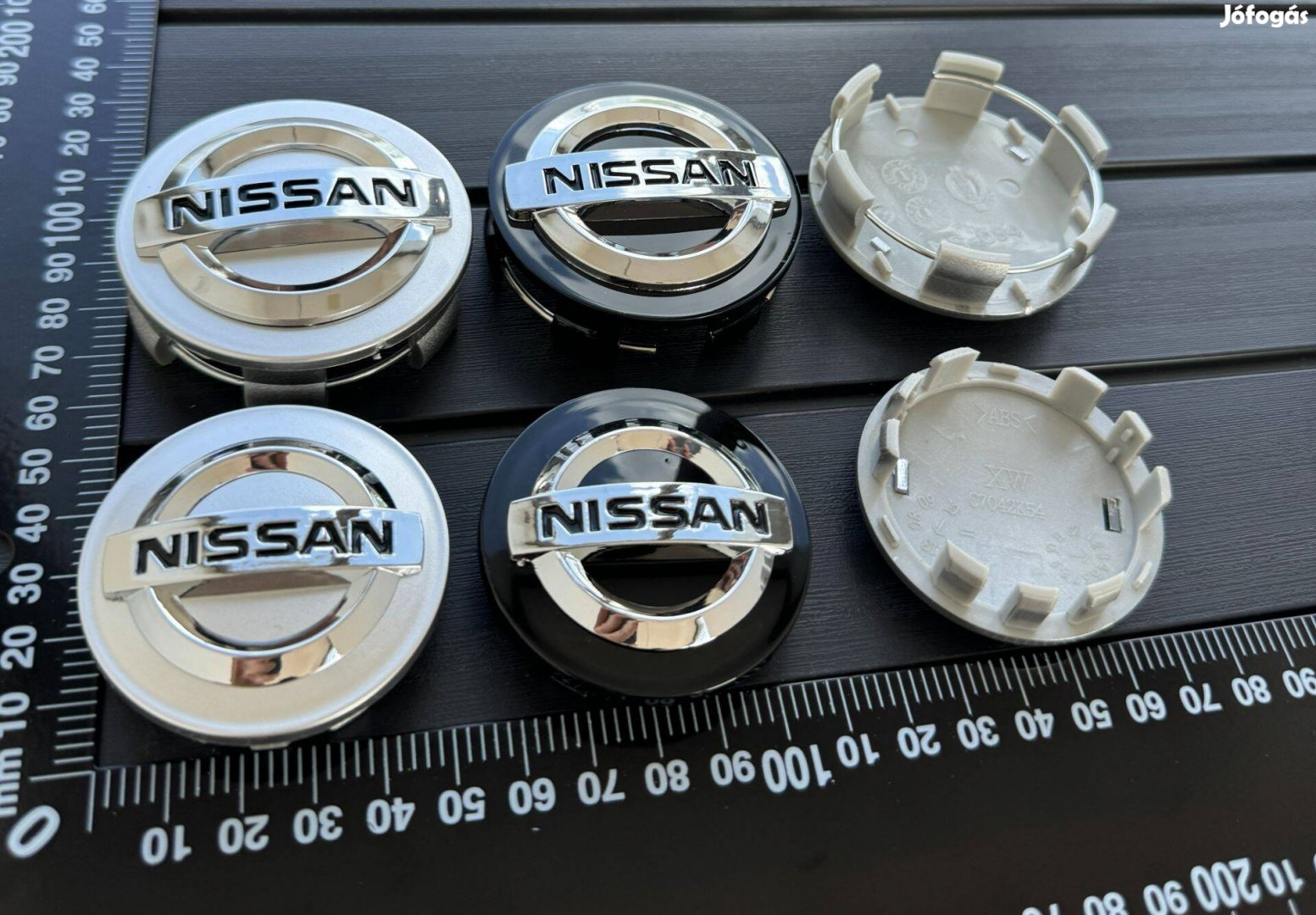 Új Nissan felni Alufelni Kupak közép Felniközép Embléma Felnikupak