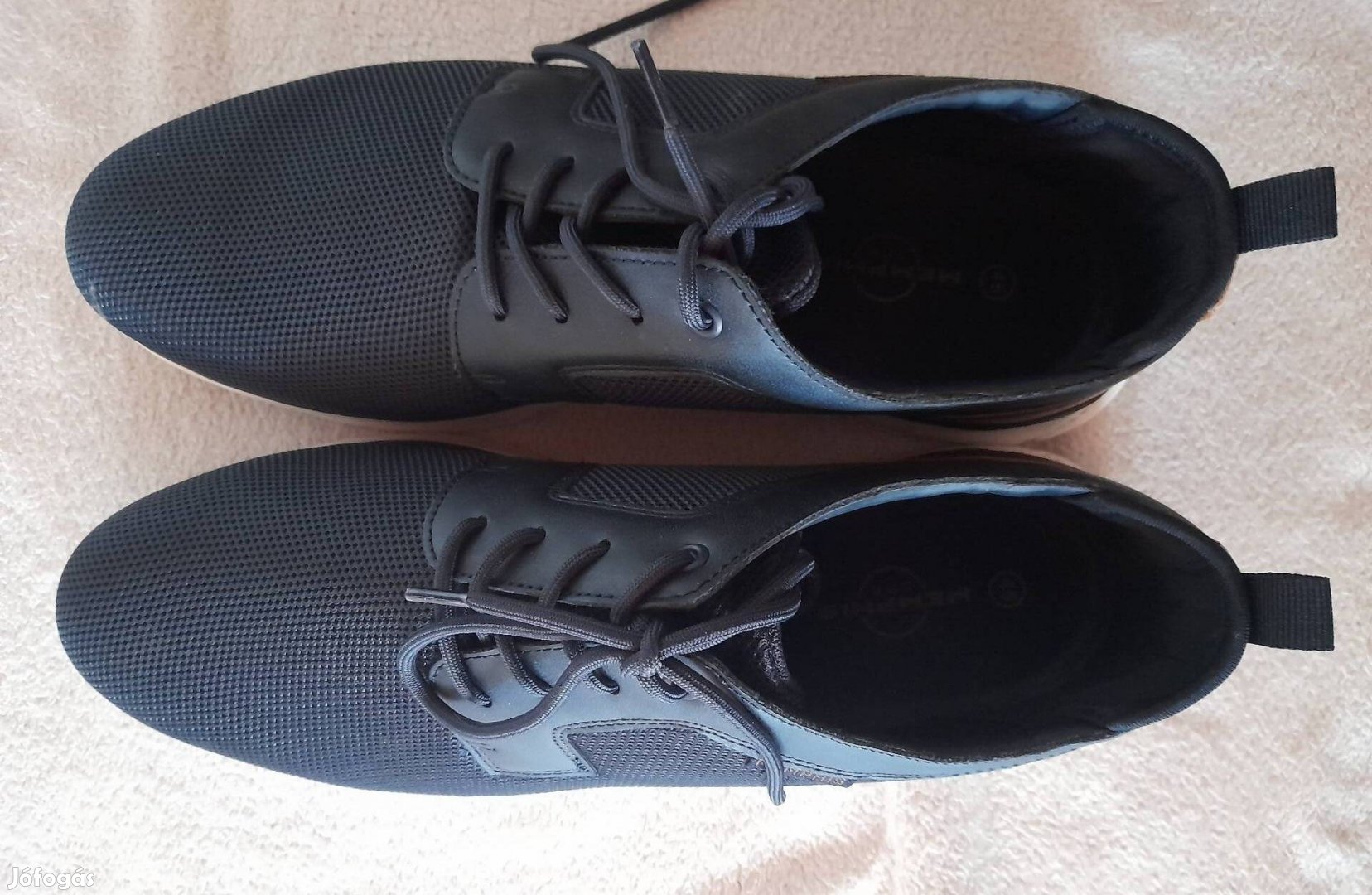 Új Originál 46-os kényelmes, sötétkék szellős Memphis one cipő