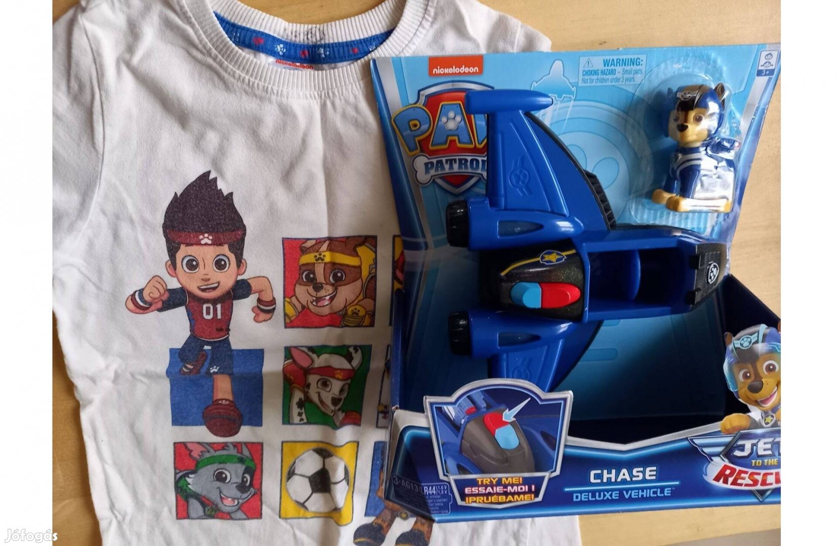 Új Paw Patrol,Chase deluxe vehicle, Mancs Őrjárat villogós repülő