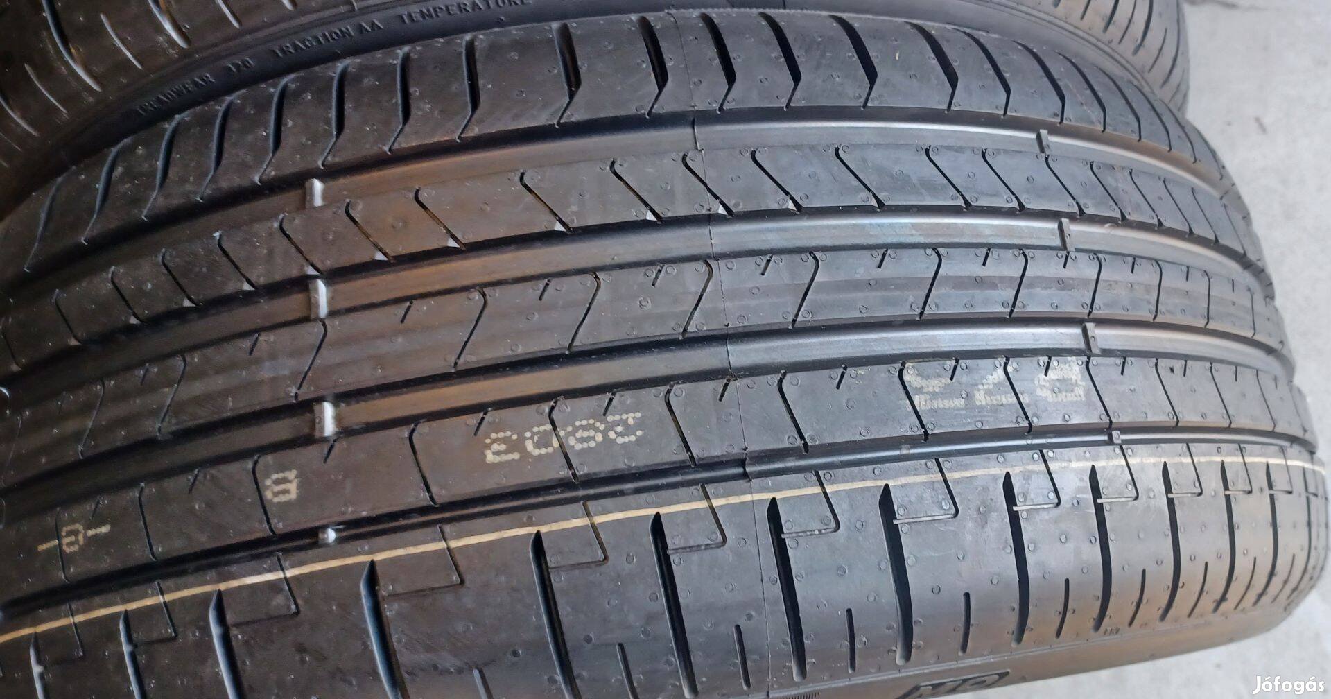 Új Pirelli Pzero MO 255/45 R19 nyári gumik 120e./4db