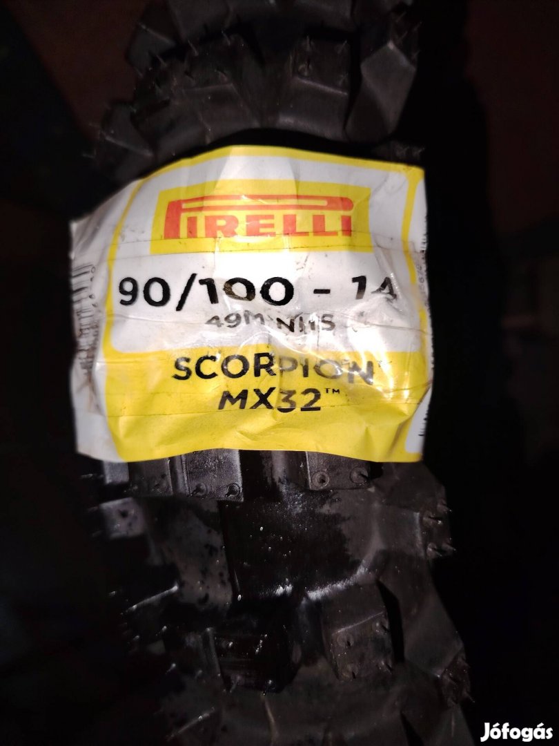 Új Pirelli Scorpion Cross 90/100-14 gumi
