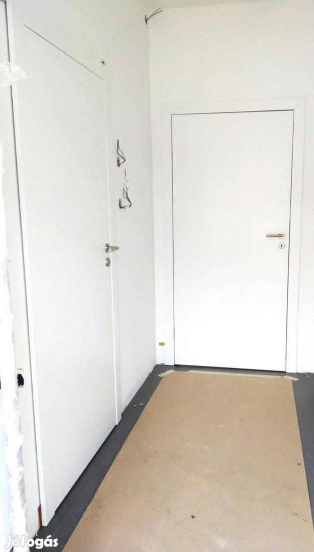 Új Porta Doors System Elegance falc nélküli fehér beltéri ajtók