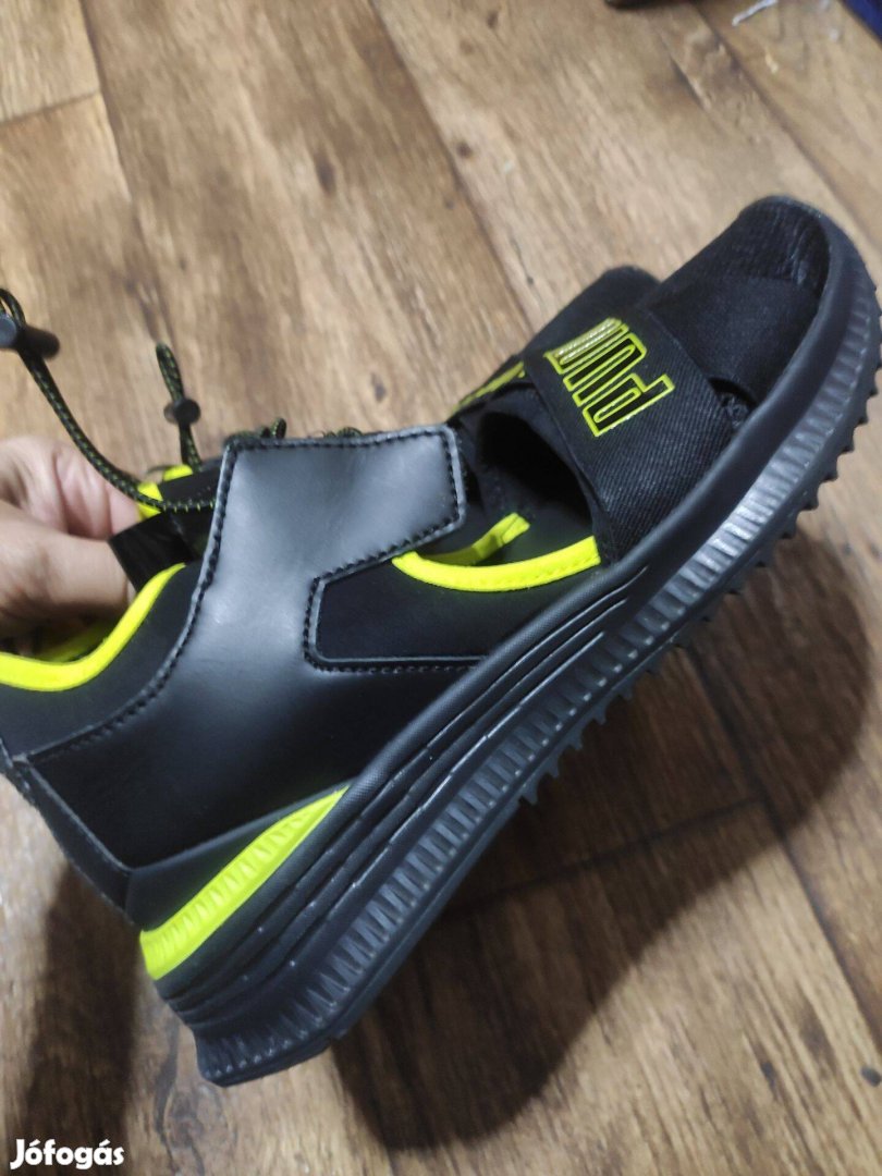 Új Puma Fenty cipő - 40