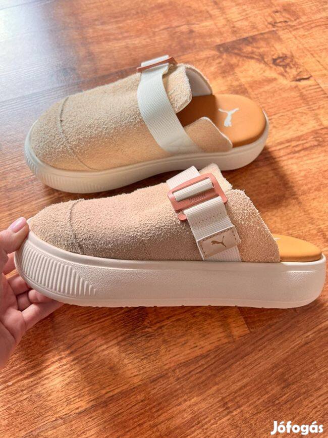 Új Puma velúr bőr klumpa papucs - 39
