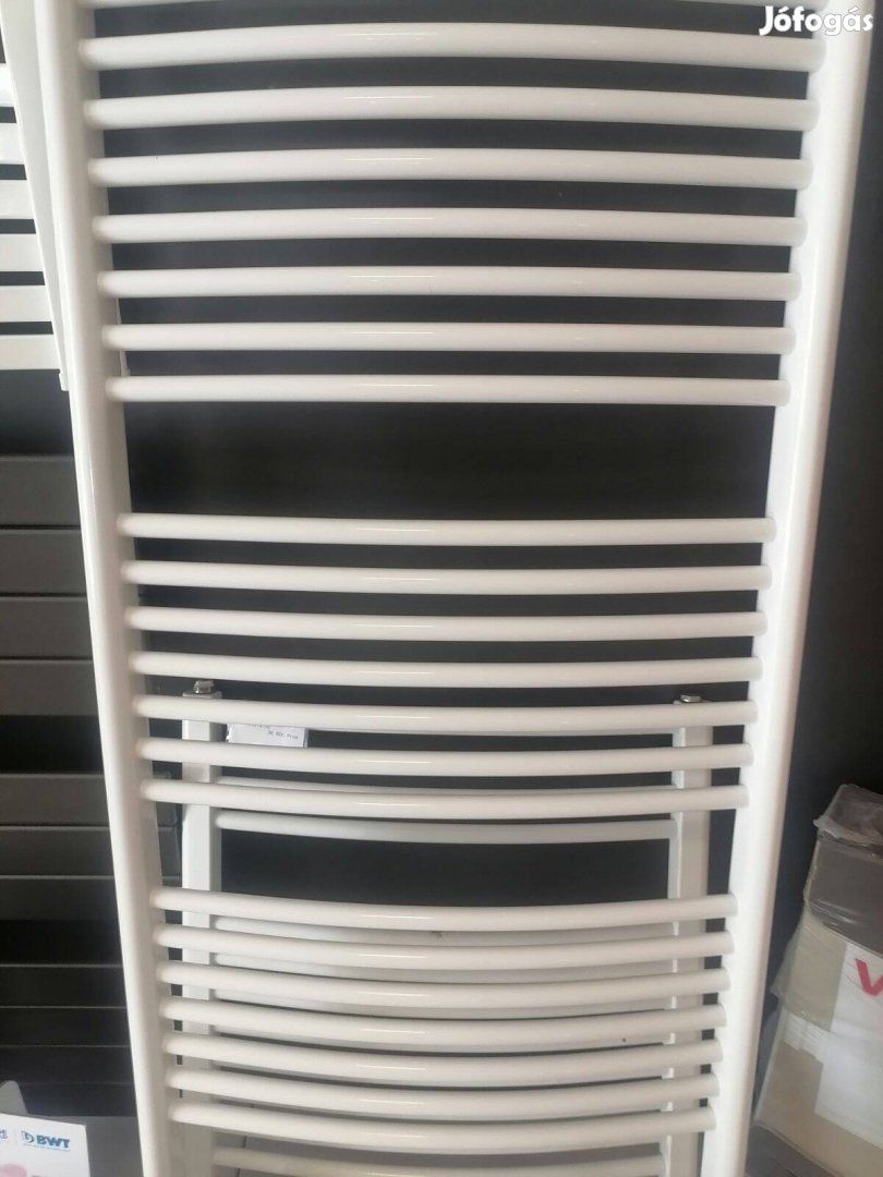 Új Purmo 180x60 íves törölköző szárító radiátor 