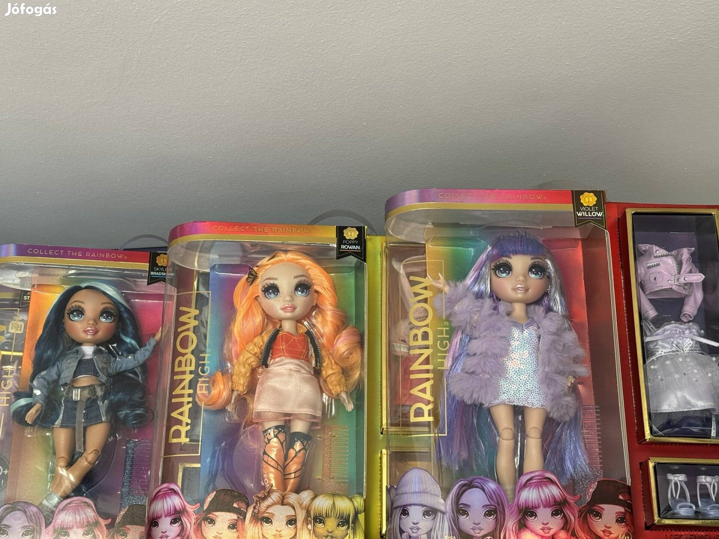 Új Rainbow High babák eladóak