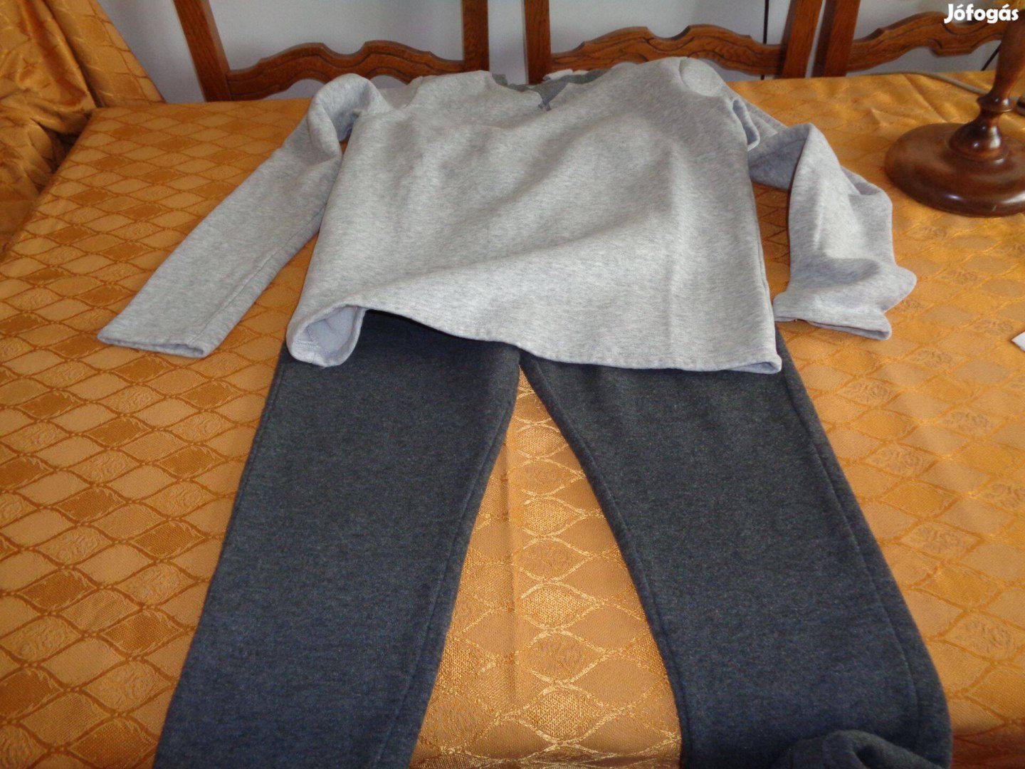 Új Reserved 140 es fiú szabadidő garnitúra