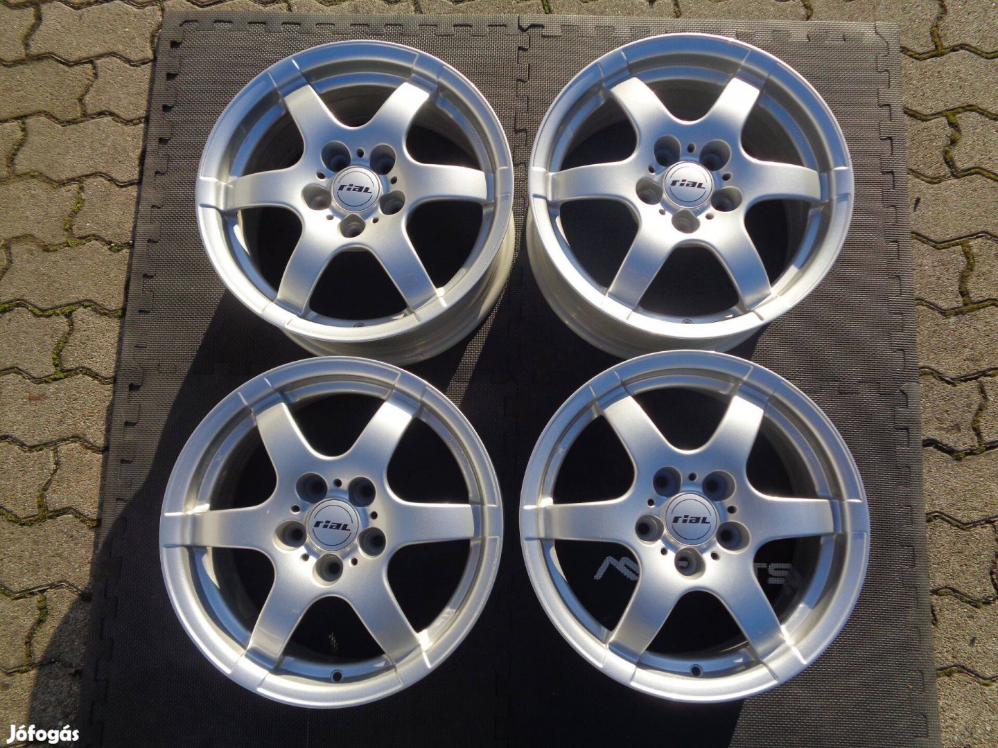 Új Rial alufelni 16-os, 5×114.3-as osztóval eladó