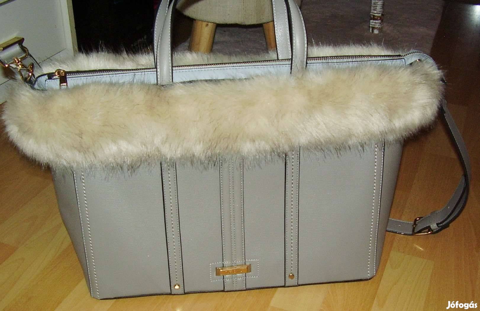 Új River Island női táska