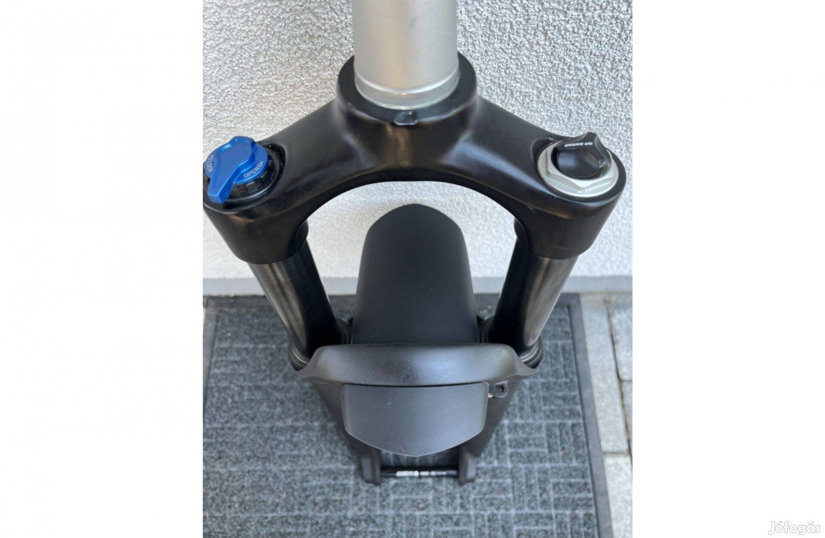 Új SR Suntour Xcr 34 Air Lor, 110x15mm harmadáron eladó