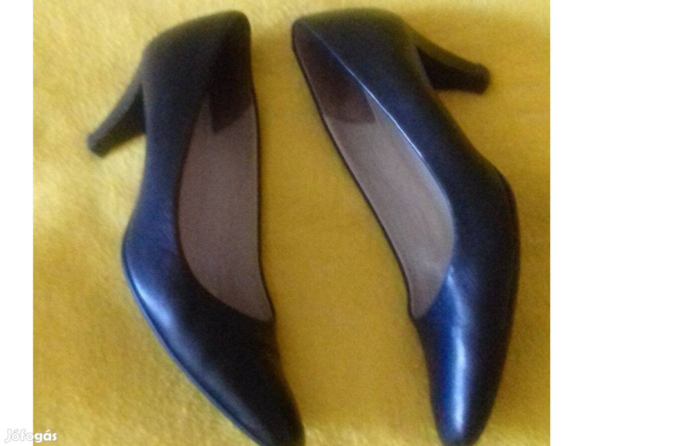 Új Salamander cipő eladó