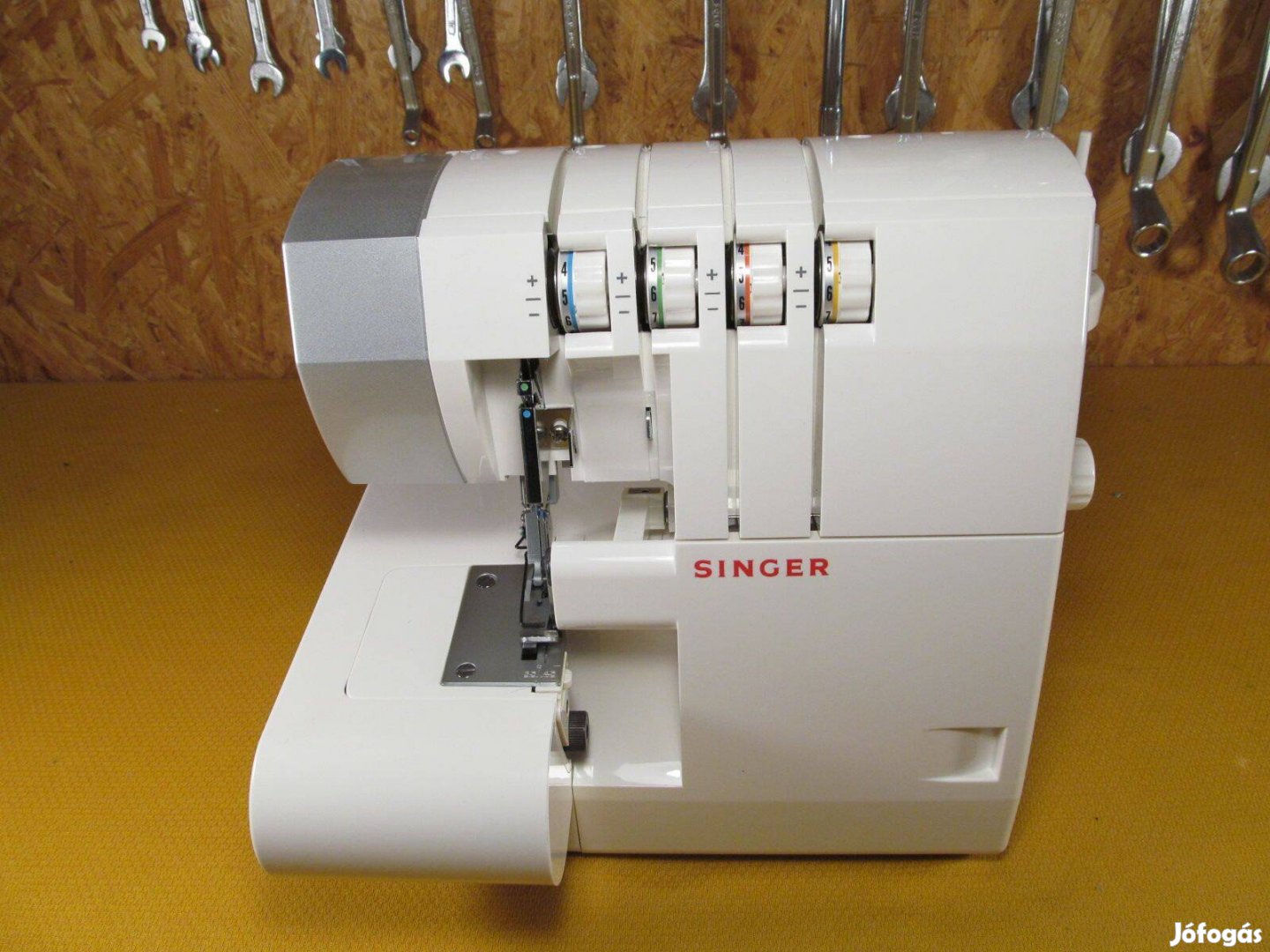 Új Singer overlock, interlock varrógép 5 év garanciával