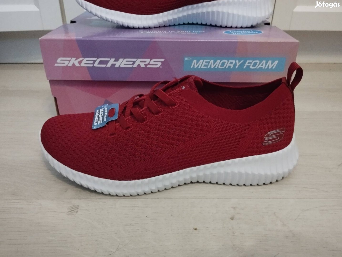 Űj Skechers női cipő, 39 -es méretű 