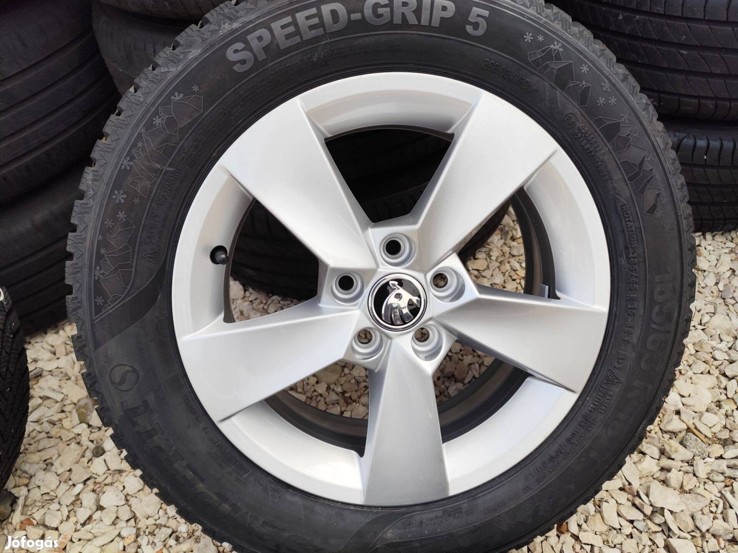 Új Skoda Fabia VW polo 2g gyári alufelni 5x100 15"