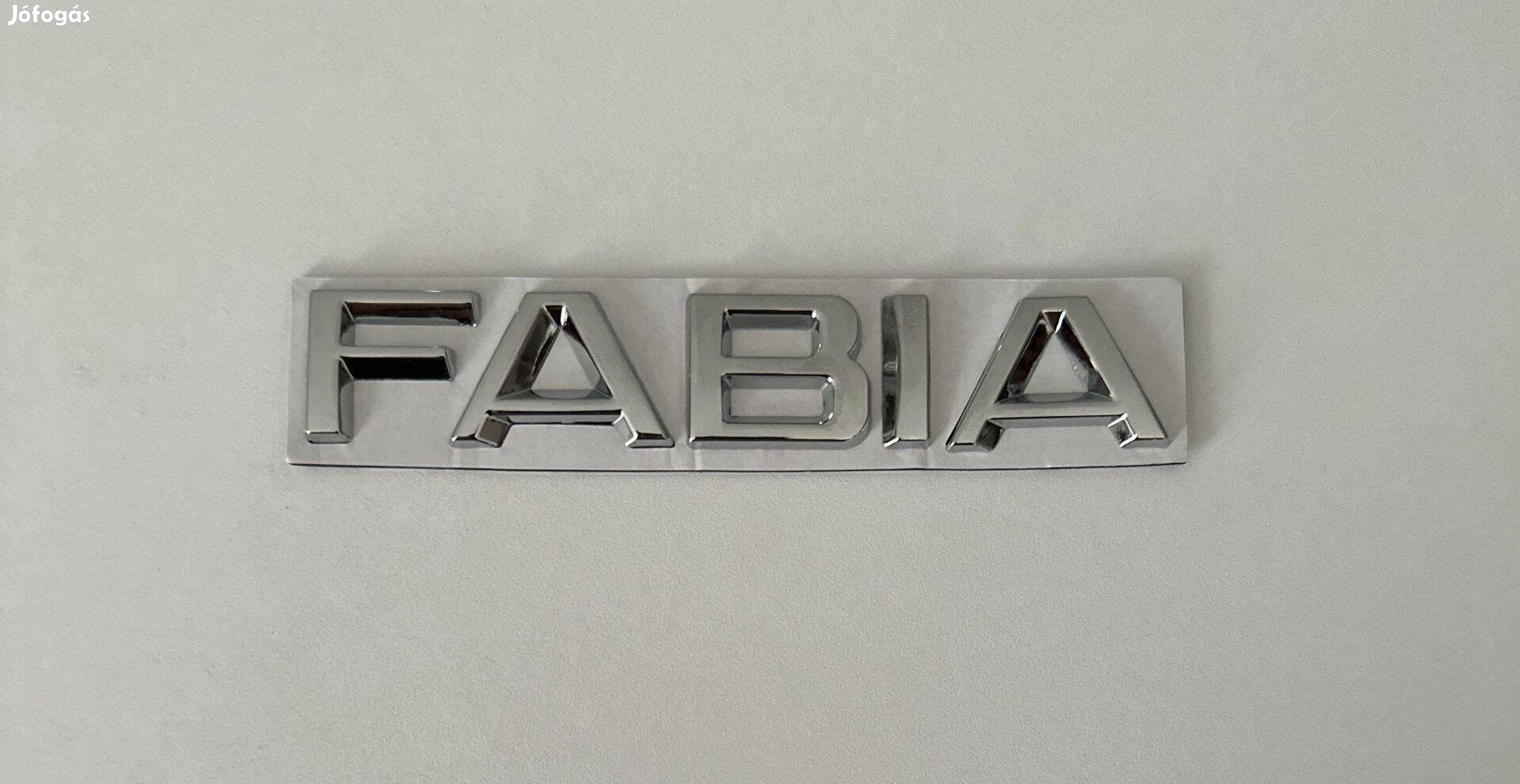 Új Skoda Fabia felirat embléma jel logó kiegészítő gépház csomagtér