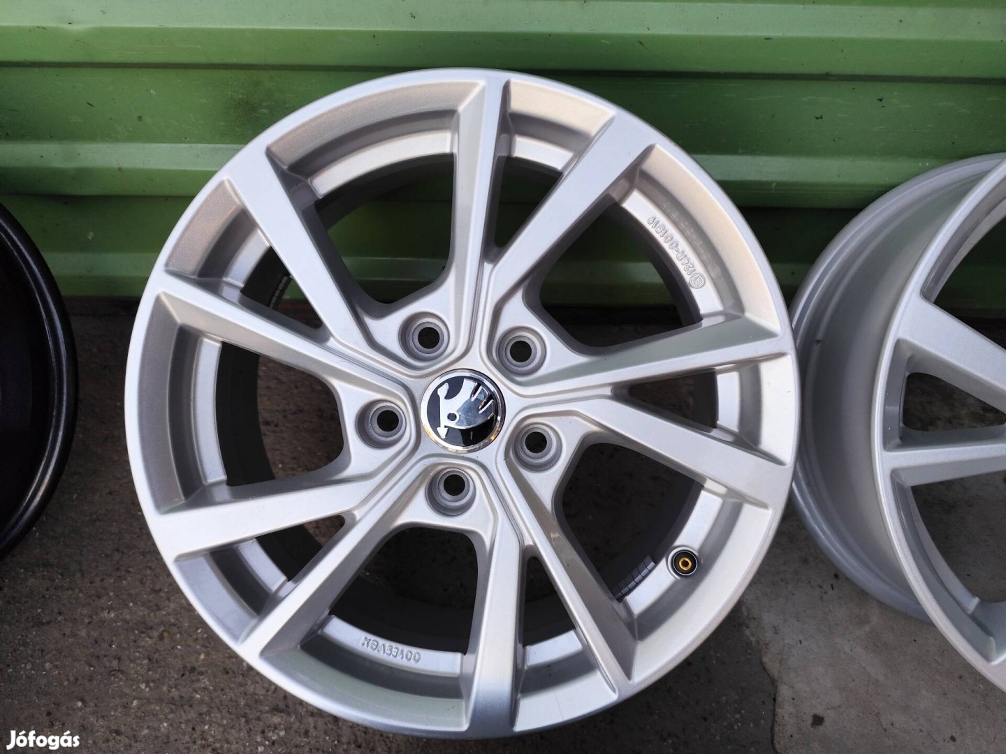 Új Skoda Octavia 3 4 gyári alufelni 5x112 16"